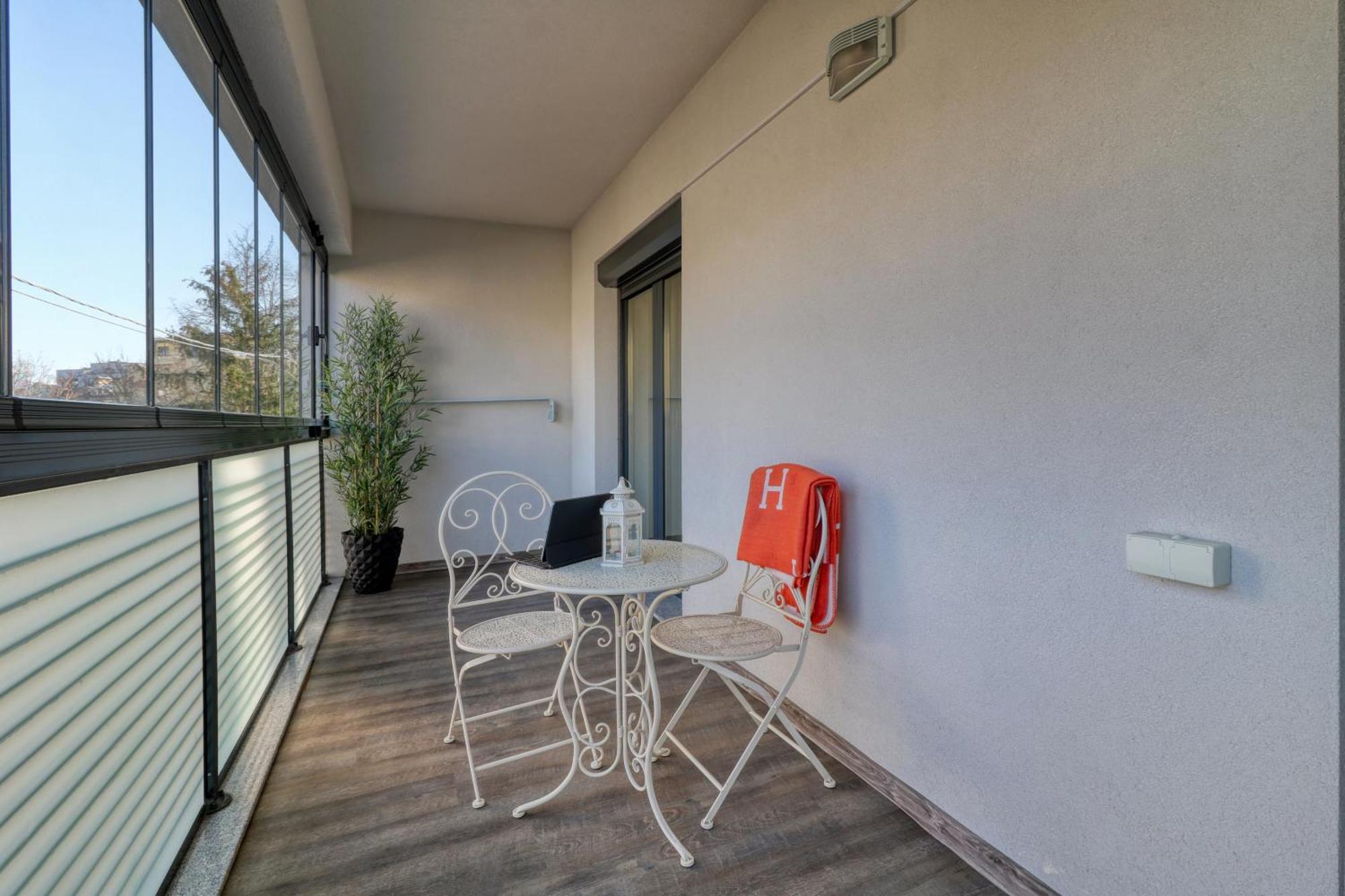 Herastrau Luxury Studios Bukarest Kültér fotó